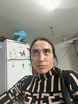 Mona da online show from April 14, 11:44 pm