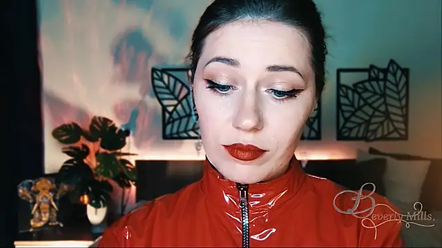 MissBeverlyMills online show from February 15, 7:28 pm