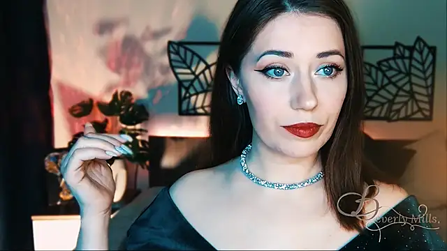 MissBeverlyMills online show from February 22, 4:40 pm