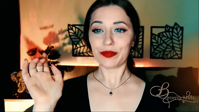 MissBeverlyMills online show from March 20, 3:04 pm