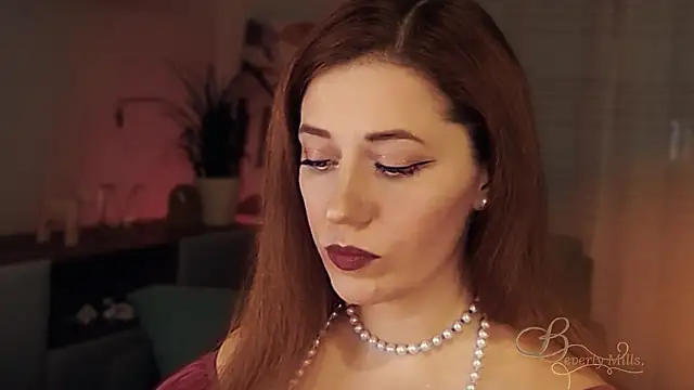 MissBeverlyMills online show from January 18, 4:49 am