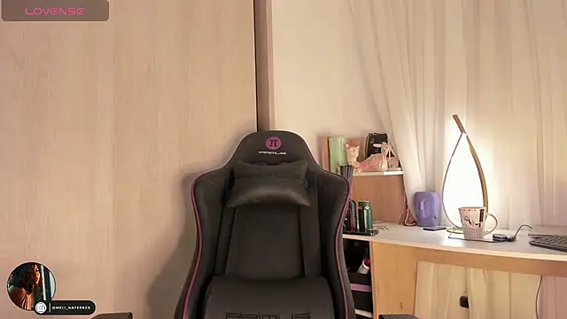 Melina Ferrer1 online show from December 3, 12:25 pm