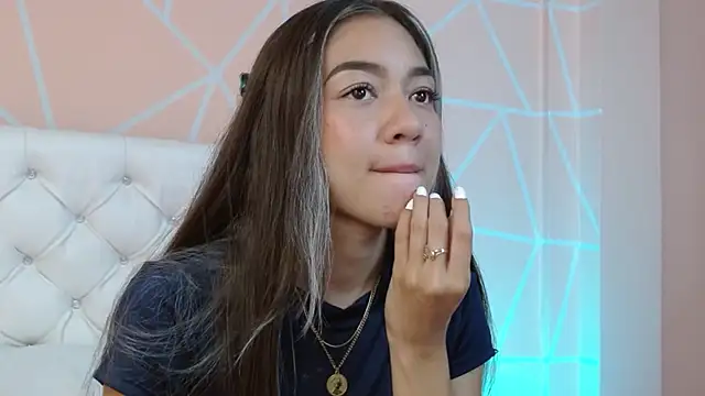 hantonella  online show from October 3, 9:23 pm