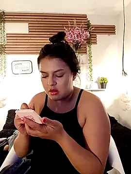  poison sweet online show from February 19, 4:58 pm