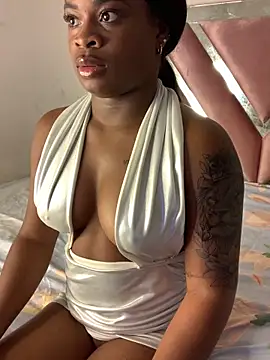 Snapshot of Tamara_Lubezkii chatting on January 15, 6:19 pm Tamara Lubezkii online show from January 15, 6:19 pm