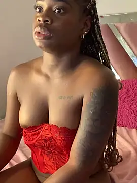 Snapshot of Tamara_Lubezkii chatting on February 4, 5:01 pm Tamara Lubezkii online show from February 4, 5:01 pm