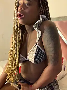 Snapshot of Tamara_Lubezkii chatting on February 7, 10:20 pm Tamara Lubezkii online show from February 7, 10:20 pm