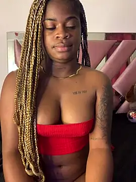 Snapshot of Tamara_Lubezkii chatting on February 9, 11:46 pm Tamara Lubezkii online show from February 9, 11:46 pm