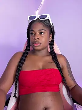 Snapshot of Tamara_Lubezkii chatting on March 22, 11:20 pm Tamara Lubezkii online show from March 22, 11:20 pm