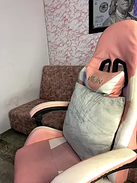 Snapshot of Tamara_Lubezkii chatting on September 17, 5:47 pm Tamara Lubezkii online show from September 17, 5:47 pm