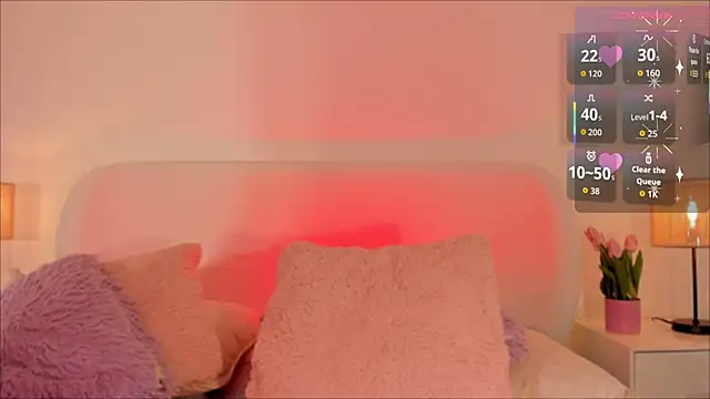 Snapshot of Megan-holly chatting on November 14, 7:56 pm Megan-holly online show from November 14, 7:56 pm