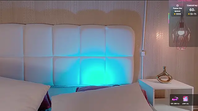 Snapshot of Megan-holly chatting on December 5, 4:03 pm Megan-holly online show from December 5, 4:03 pm