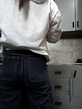 Snapshot of Sarita_7 chatting on January 7, 3:46 am Sarita 7 online show from January 7, 3:46 am