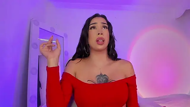 Snapshot of JulietaBomGV chatting on January 16, 2:41 am JulietaBomGV online show from January 16, 2:41 am