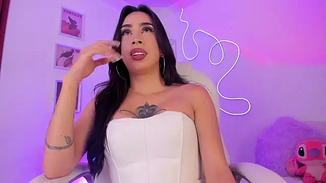 Snapshot of JulietaBomGV chatting on March 1, 12:39 am JulietaBomGV online show from March 1, 12:39 am