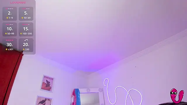 Snapshot of JulietaBomGV chatting on November 8, 6:57 am JulietaBomGV online show from November 8, 6:57 am