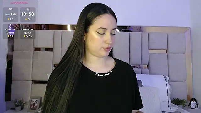 sofiaduque 26 online show from January 24, 8:43 pm