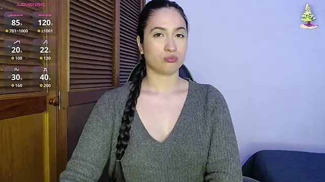 sofiaduque 26 online show from November 17, 8:36 pm