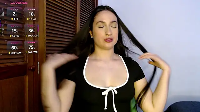 sofiaduque 26 online show from March 2, 7:54 pm