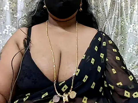 Snapshot of Pallavi-sri chatting on February 20, 4:28 am Pallavi-sri online show from February 20, 4:28 am