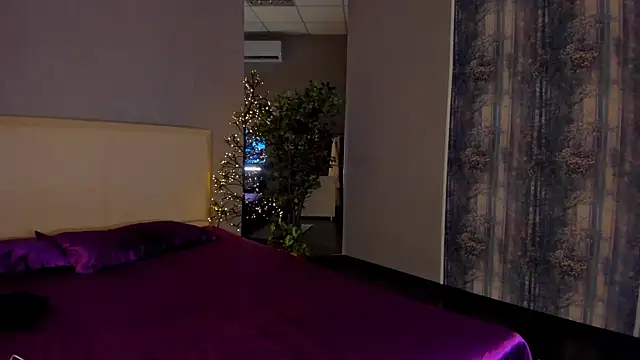 SelenaaSky online show from January 9, 6:59 am