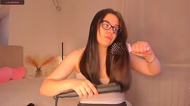 SelenaaSky online show from January 31, 1:45 pm