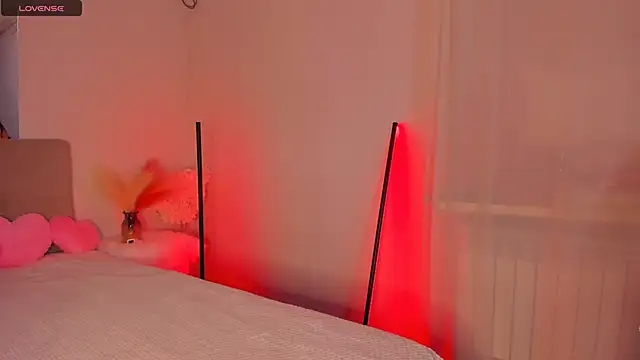 SelenaaSky online show from February 9, 1:35 pm