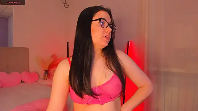 SelenaaSky online show from February 9, 4:40 pm