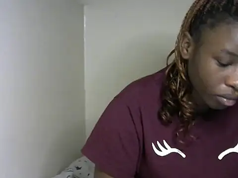 Snapshot of Novah_ chatting on September 22, 9:50 pm Novah online show from September 22, 9:50 pm