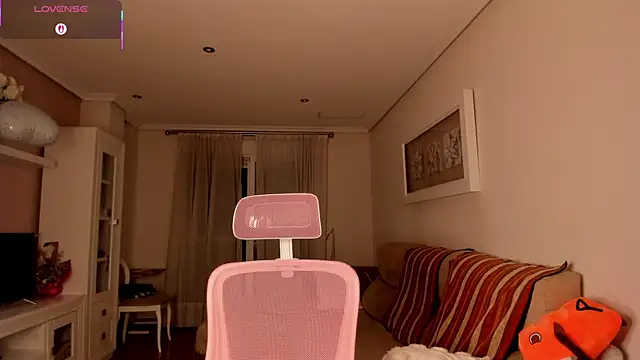 bella apont online show from October 25, 10:15 pm