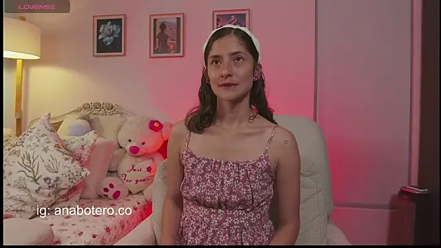 KittyAna online show from November 9, 1:04 am