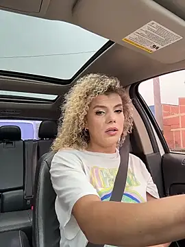 Snapshot of Georgiafox chatting on October 10, 6:07 pm Georgiafox online show from October 10, 6:07 pm