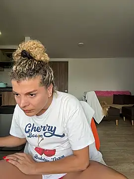 Georgiafox online show from March 4, 2:56 pm