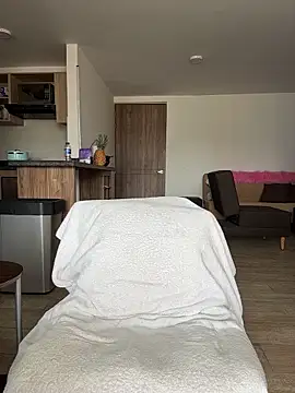 Georgiafox online show from March 21, 4:21 pm