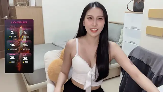 Snapshot of yu5888 chatting on February 17, 1:10 pm yu5888 online show from February 17, 1:10 pm