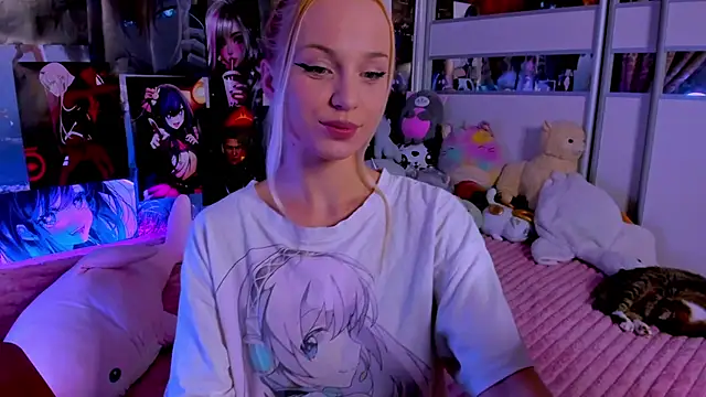 Snapshot of Cute__Pony chatting on July 23, 9:13 pm Cute Pony online show from July 23, 9:13 pm