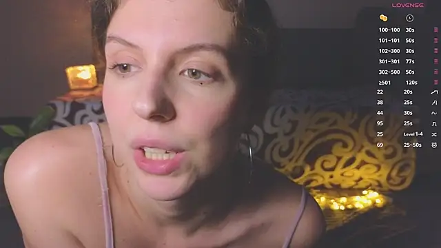 Snapshot of Sereta_Finn chatting on December 20, 12:12 pm Sereta Finn online show from December 20, 12:12 pm