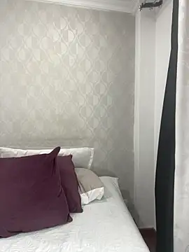 Snapshot of dayis_butera chatting on February 11, 12:32 pm dayis butera online show from February 11, 12:32 pm