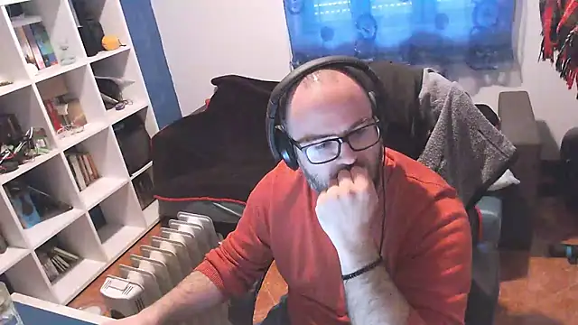 ravingr4d4 online show from March 17, 2:45 pm