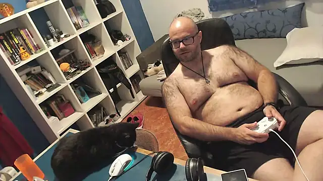 ravingr4d4 online show from October 14, 10:32 pm