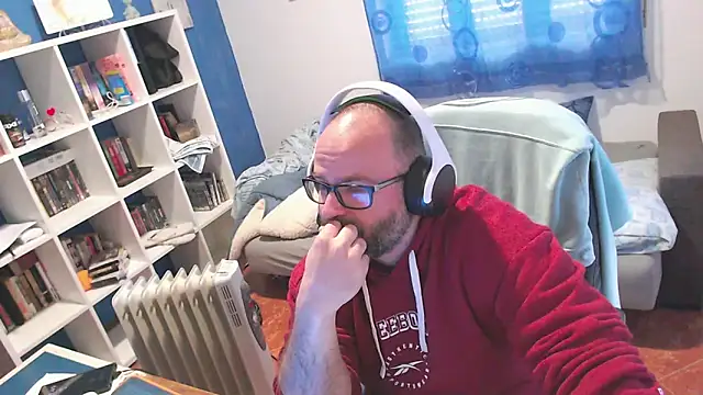 ravingr4d4 online show from March 19, 1:48 pm