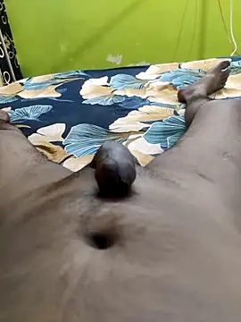 Snapshot of Graj648@xh chatting on October 13, 10:43 pm Graj648xh online show from October 13, 10:43 pm