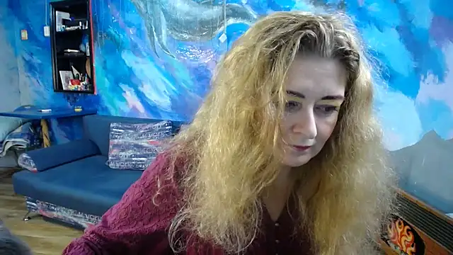 Snapshot of Helen1974 chatting on November 4, 5:56 pm Helen1974 online show from November 4, 5:56 pm