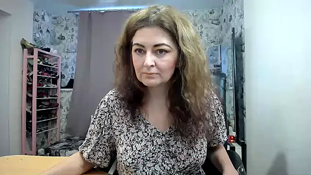 Helen1974 online show from March 2, 11:50 am