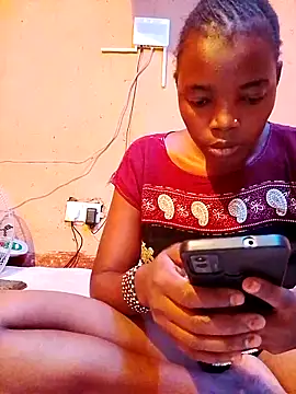 cute naimah online show from February 9, 6:06 am