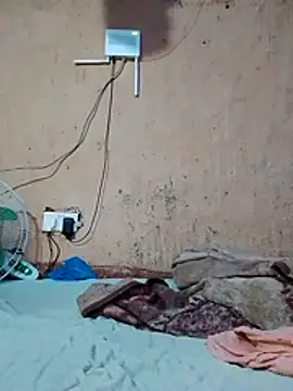 cute naimah online show from February 23, 6:05 pm