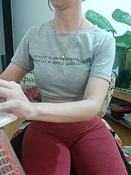 Snapshot of bebotaluna chatting on December 11, 3:02 am bebotaluna online show from December 11, 3:02 am