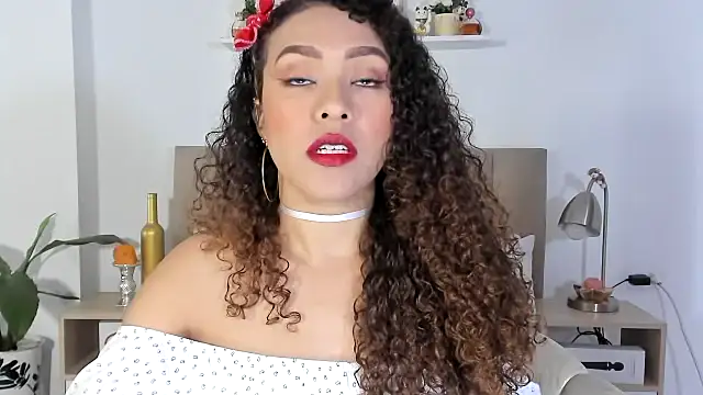 Zoe Gruber online show from February 6, 11:41 pm