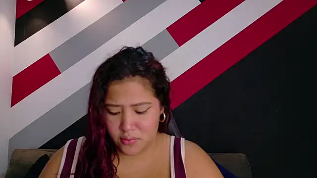 I am yours- online show from December 4, 11:41 am