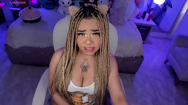 conny  curly online show from March 21, 1:12 pm